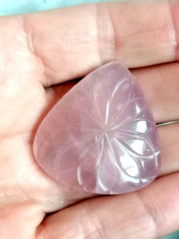 IMG_20240329_144156_edit_119960301070235-scaled-1.jpg Quartz Rose avec gravure