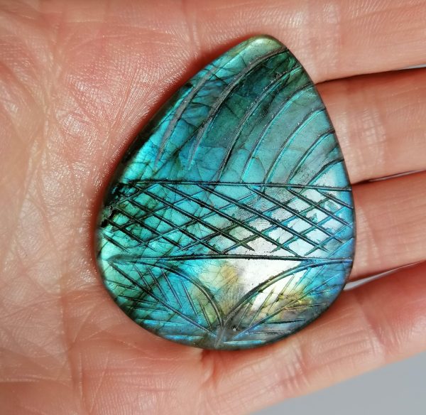 IMG_20240409_170844_edit_39806064169446-scaled-1.jpg Labradorite avec gravure