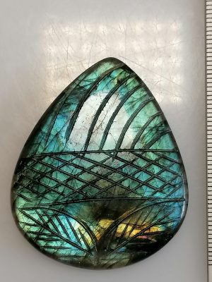 IMG_20240409_170931_edit_21258746638421-scaled-1.jpg Labradorite avec gravure